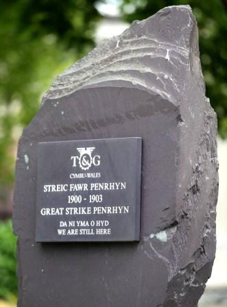 Great Strike Penrhyn Quarry memorial11-12919