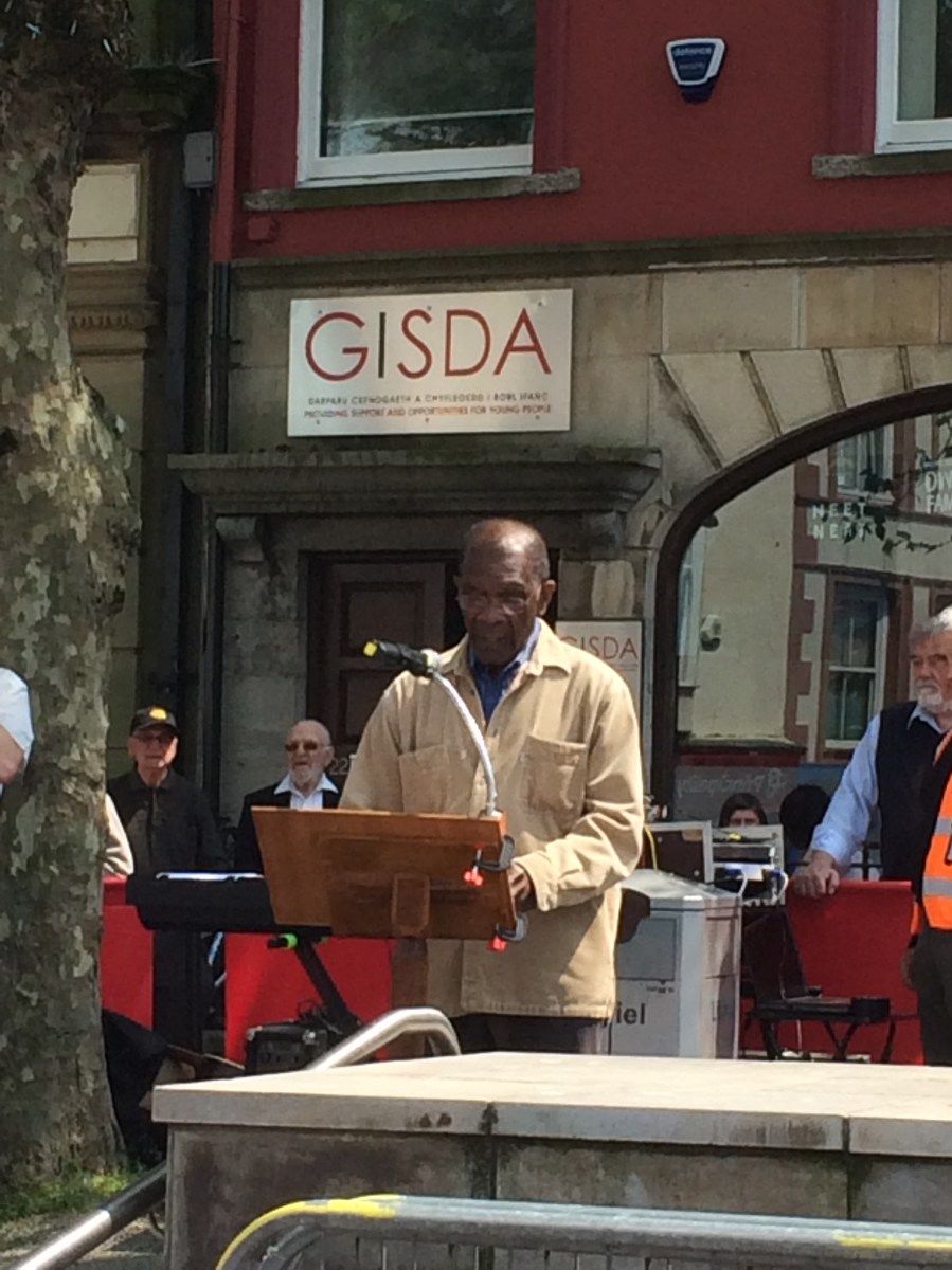 Bill Morris at Friction Dynamics plaque unveiling